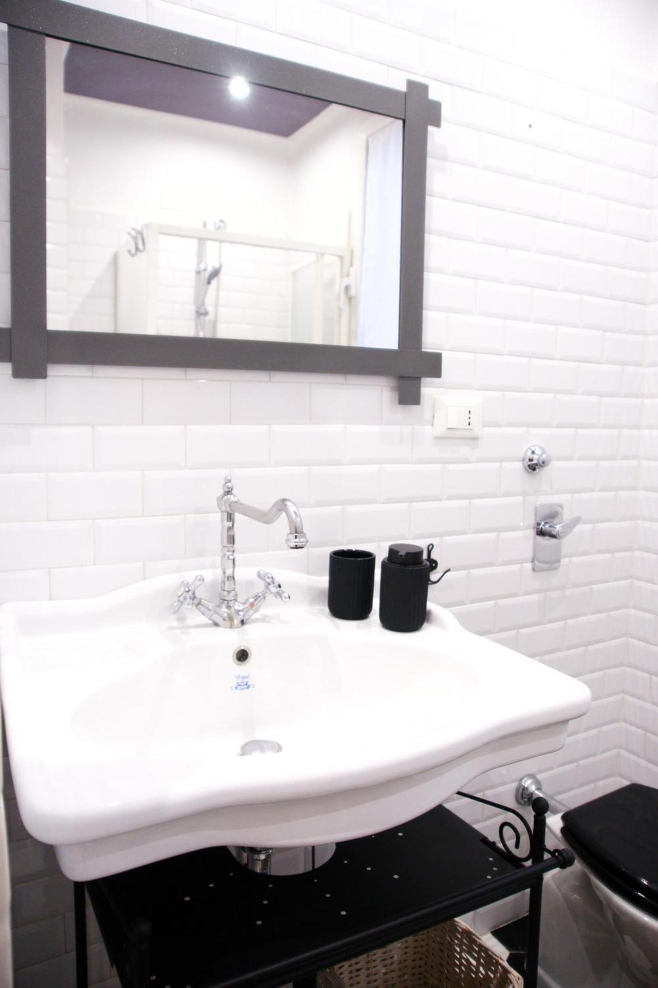 Navigli Urban Suite Милан Экстерьер фото